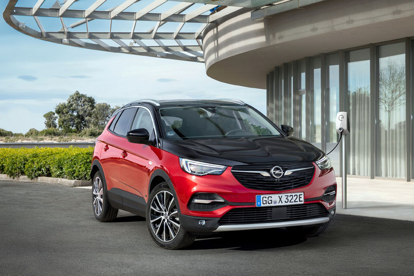 UserFiles/Image/news/2019/Opel_Grandland_X_Hybrid4/Grandland_X_Hybrid4_1_big.jpg