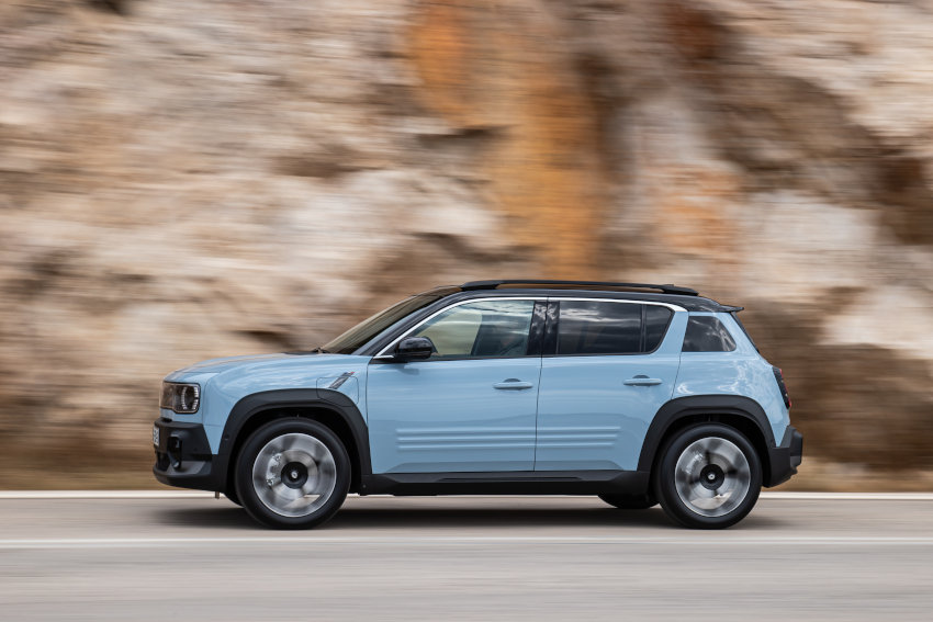/UserFiles/Image/news/1__PRESENTATIONS/2026/Renault_4_E_Tech/Renault4_4_big.jpg