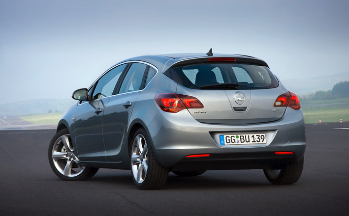 /UserFiles/Image/news/2009/Frankfurt_2009/Opel/Astra_2_big.jpg