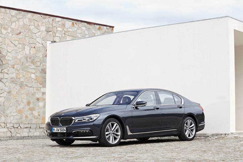 UserFiles/Image/news/2015/Frankfurt_2015/BMW/BMW7_1_big.jpg