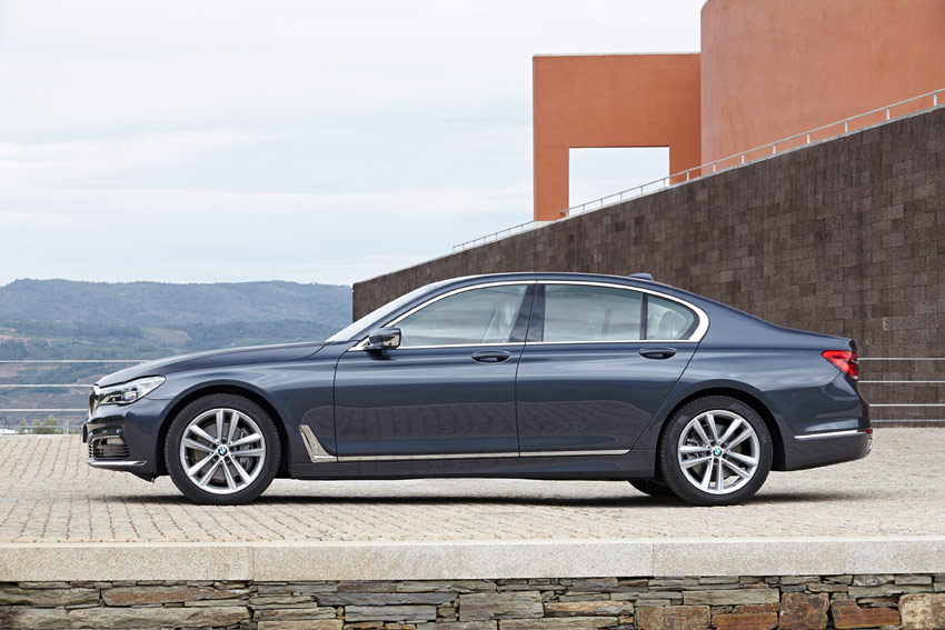 /UserFiles/Image/news/2015/Frankfurt_2015/BMW/BMW7_3_big.jpg