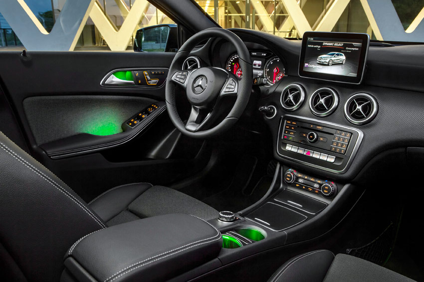 /UserFiles/Image/news/2015/Frankfurt_2015/Mercedes/A_Class_3_big.jpg