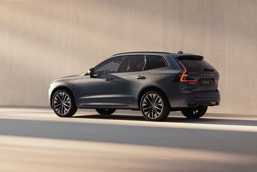 /UserFiles/Image/news/2025/Volvo_XC60_fl/XC60_2_big.jpg