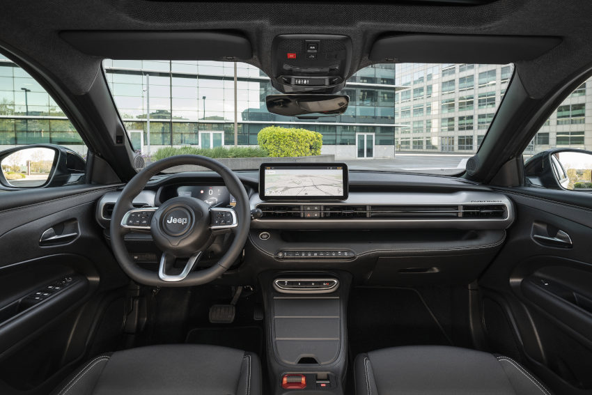 /UserFiles/Image/news/2026/Jeep_Avenger_fl/Avenger_3_big.jpg