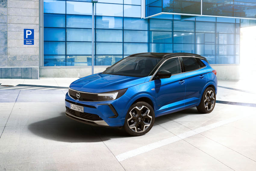 UserFiles/Image/tests/2023_tests/Opel_Grandland_Hybrid_9_23/Grandland_PHEV_1_big.jpg