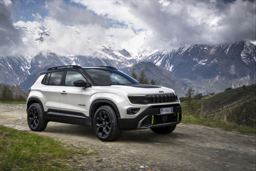 UserFiles/Image/tests/2026_tests/Jeep_Avenger_4xe_7_26/Avenger_4xe_1_big.jpg