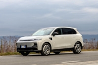 Leapmotor B10 Hybrid EV