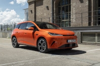 BYD Dolphin G DM-i