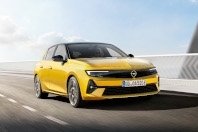 Η Opel δέχεται παραγγελίες για το νέο Astra